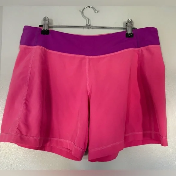 Lululemon Speed Up Shorts - 5” inseam - Picture 2 of 3